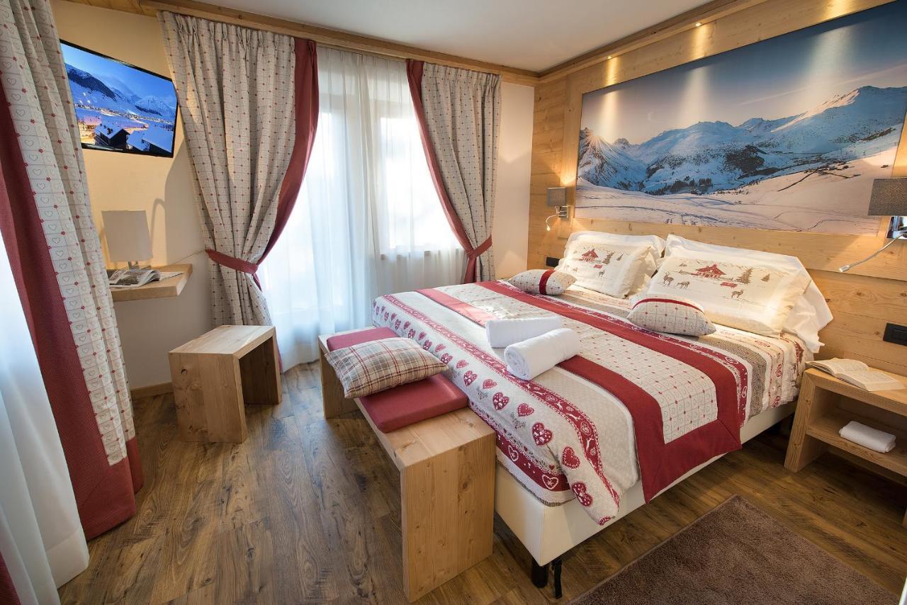 Hotel Bucaneve