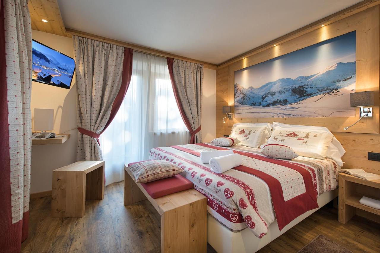 Hotel Bucaneve